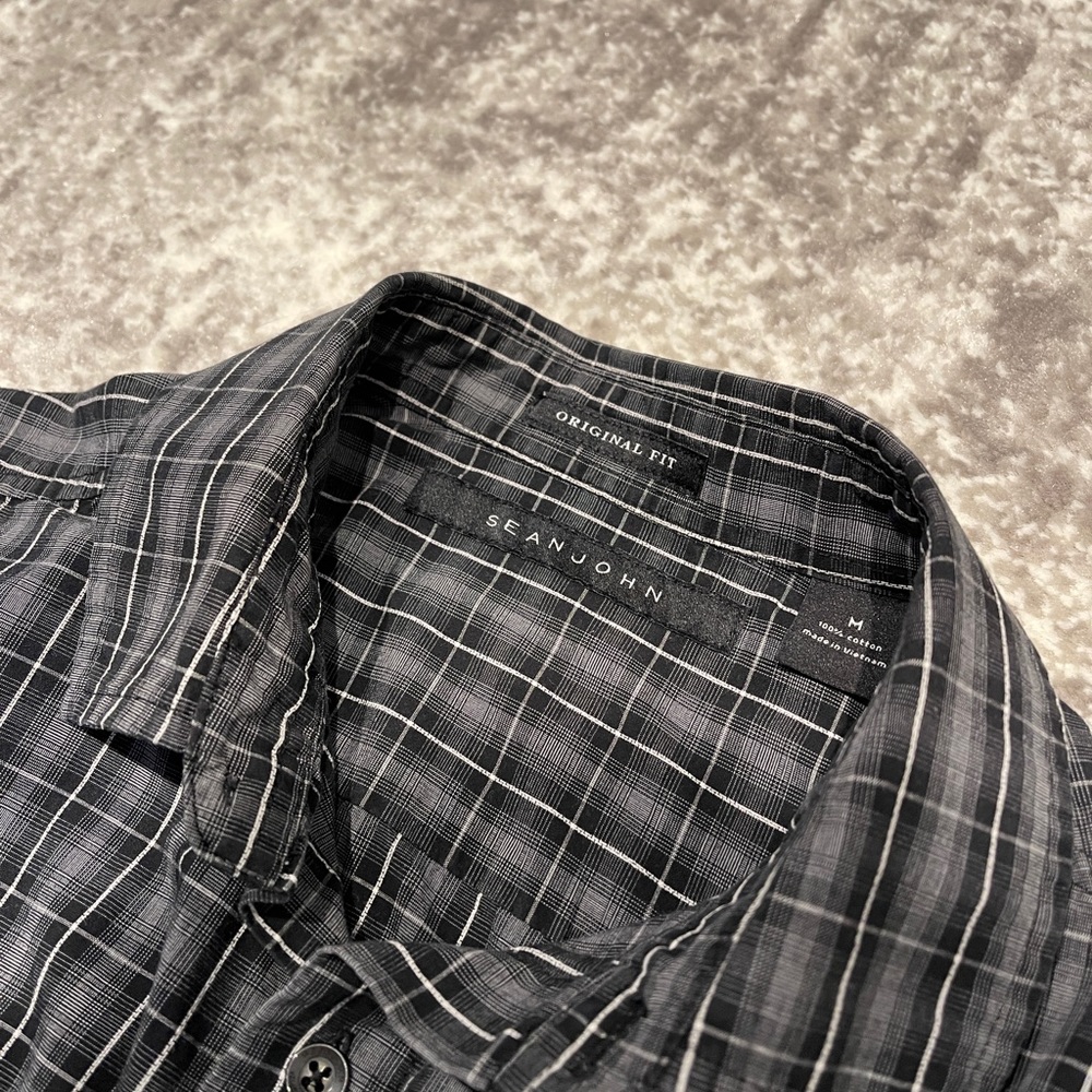 Sean John half sleeve shirt medium